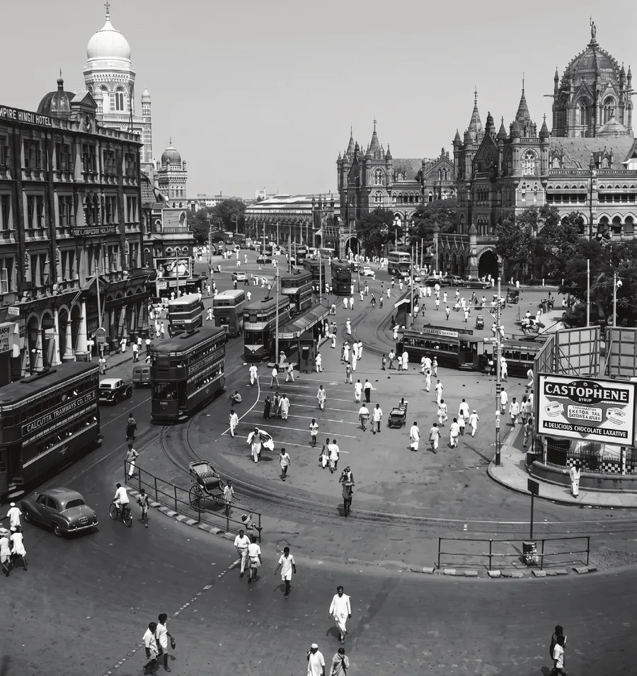 Old Calcutta — Dalhousie Square in the age of trams